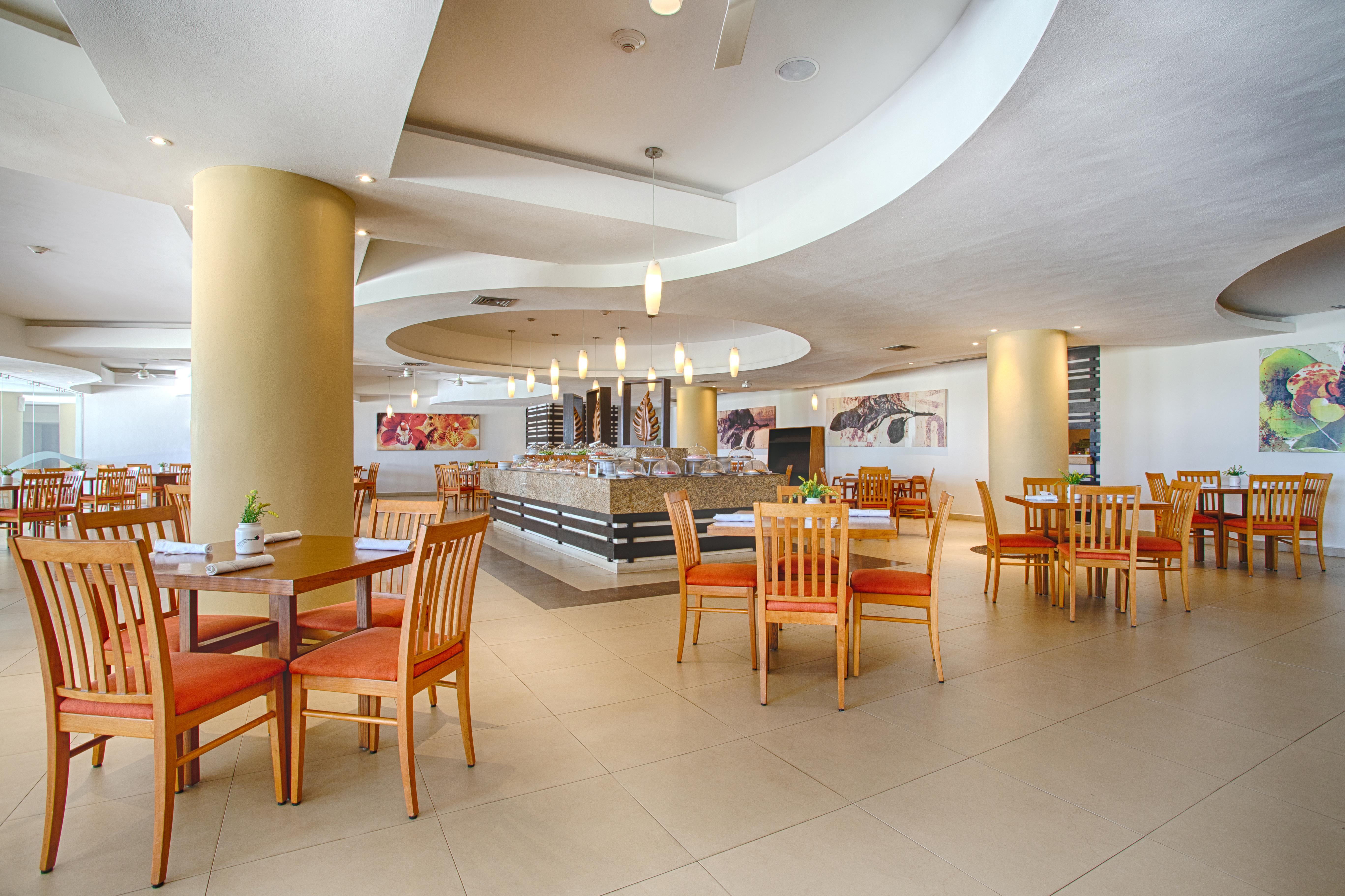 Marival Emotions & Riviera Nayarit By Mercure Nuevo Vallarta