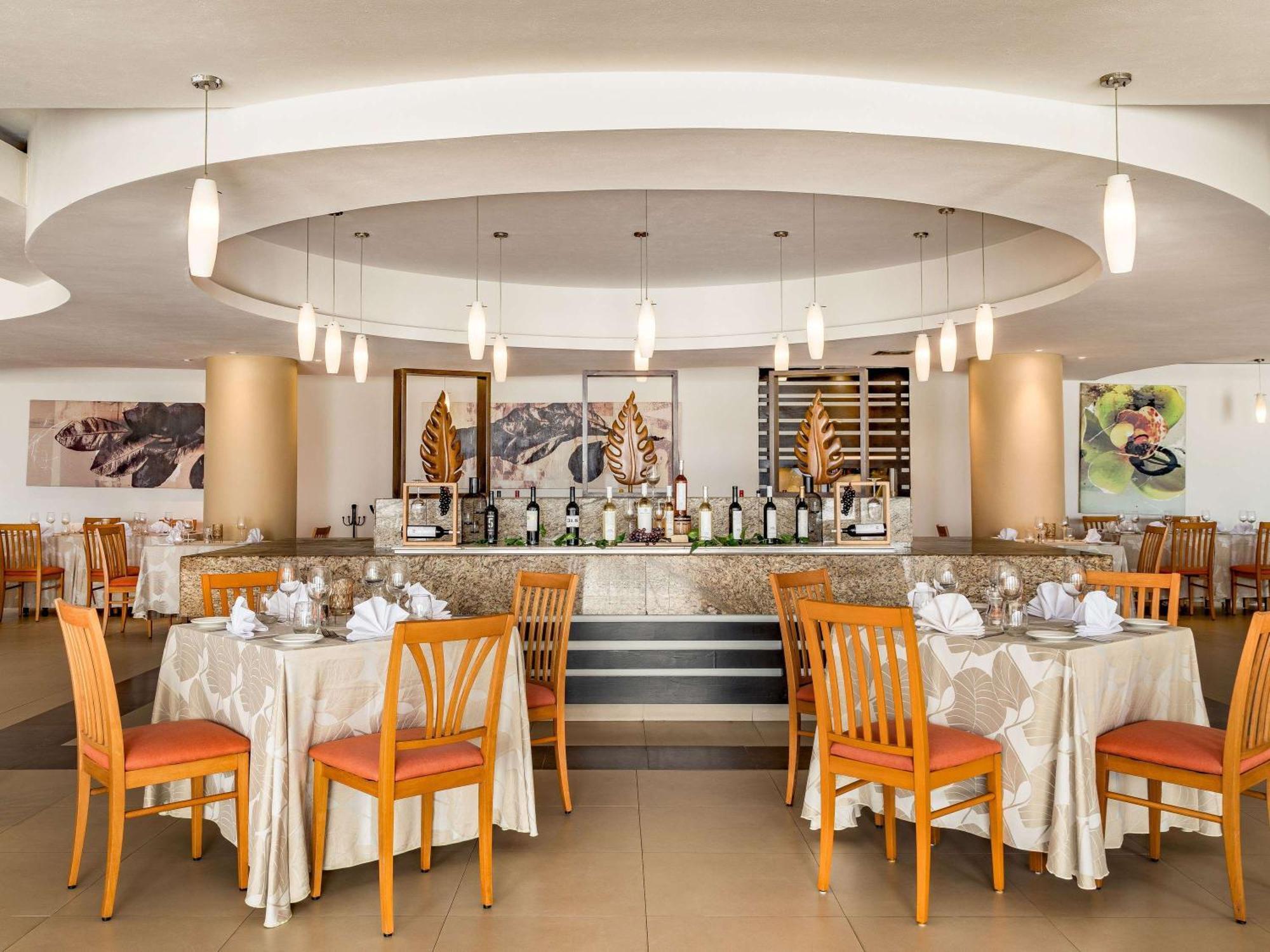 Marival Emotions & Riviera Nayarit By Mercure Resort